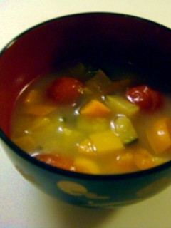 【汁】ビタミンカラー!夏野菜のお味噌汁-レシピのメイン写真