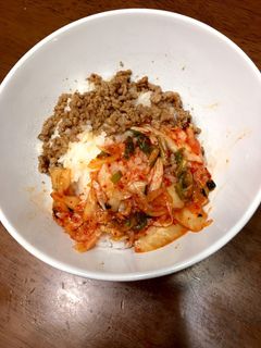 楽うま キムチそぼろ丼-レシピのメイン写真