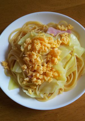 入り卵のせキャベツパスタ-レシピのメイン写真