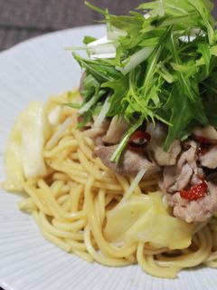 生姜風味♪豚肉と水菜の塩焼きそば-レシピのメイン写真