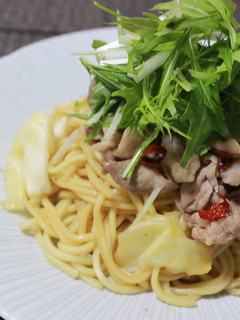 生姜風味♪豚肉と水菜の塩焼きそば-レシピのメイン写真