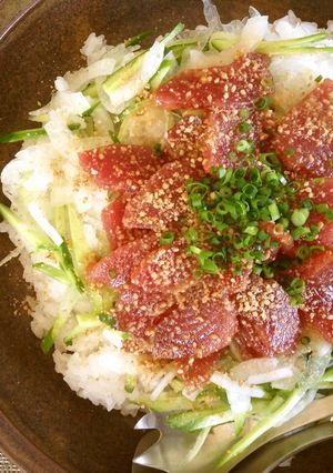 カツオと新玉ねぎの辛子醤油漬け丼-レシピのメイン写真
