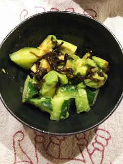 簡単☆きゅうりとアボカドの塩昆布あえ-レシピのメイン写真