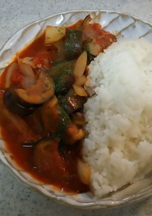 サバ缶と色々野菜のトマトソース煮込み-レシピのメイン写真