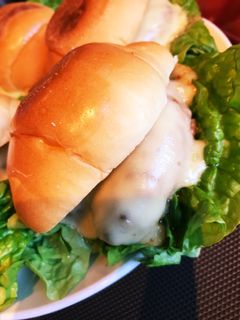 賄い~バターロールで絶品チーズバーガー~-レシピのメイン写真