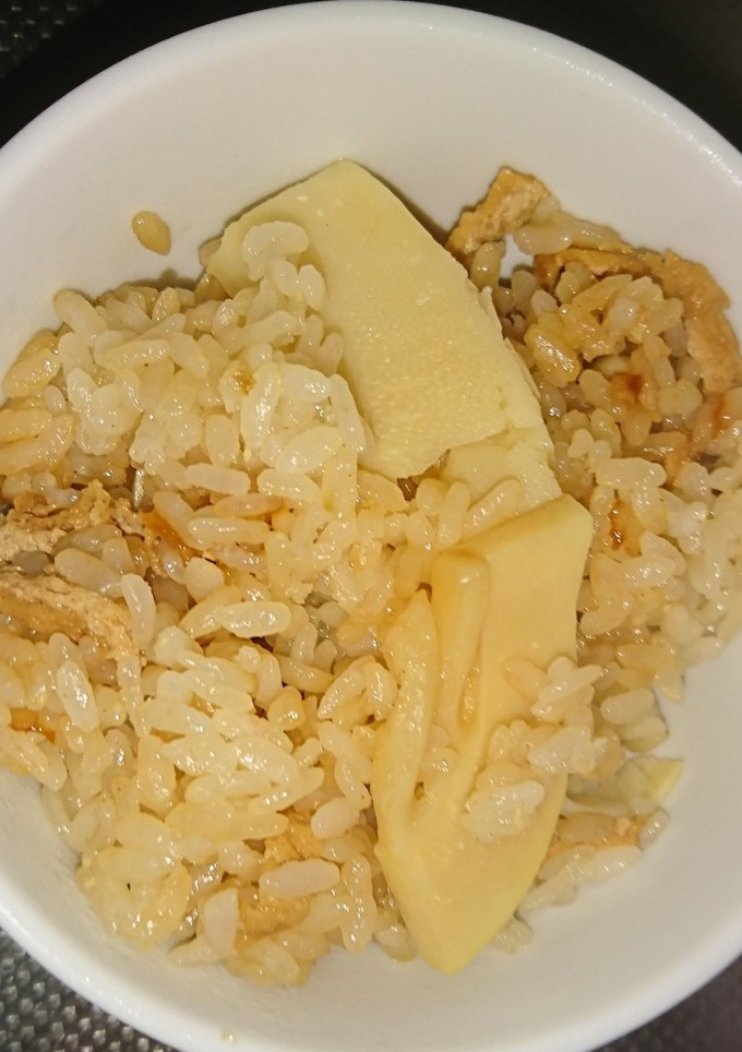旬を味わうタケノコの炊き込みご飯-レシピのメイン写真