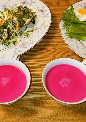 インスタ映えする❗ピンクのビーツスープ❤-レシピのメイン写真