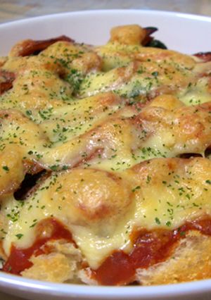 パスタソースでグラタン風ピザ★。+。゚-レシピのメイン写真