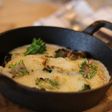 だるまいもと春野菜のホワイトグラタン