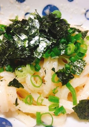 材料3つ！簡単冷凍うどん☆たらこバター-レシピのメイン写真