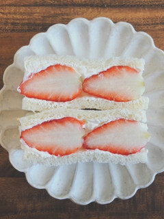 いちごサンド-レシピのメイン写真