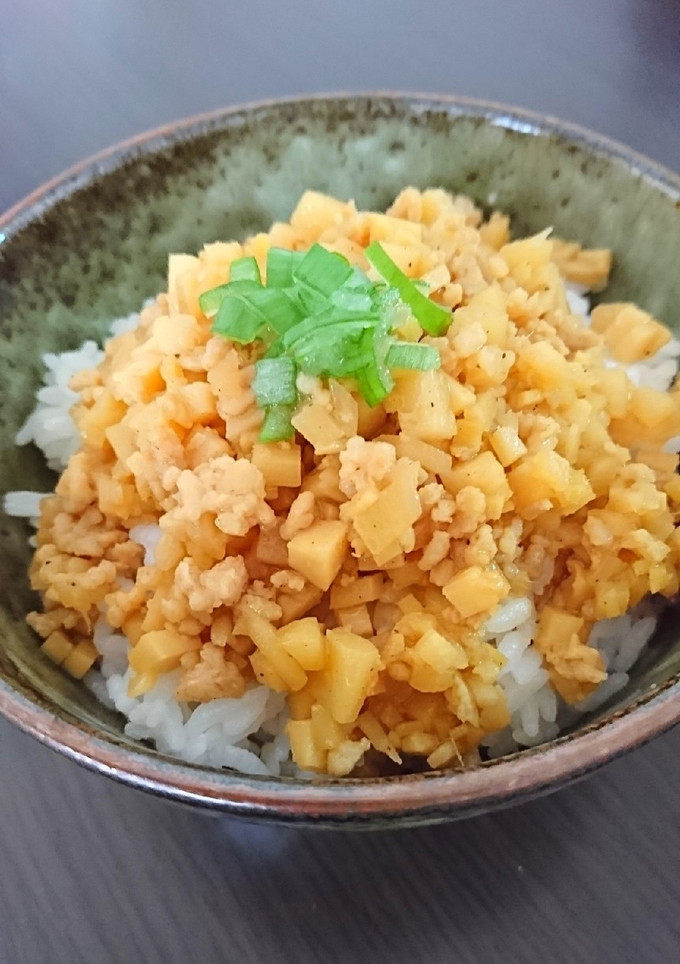 たけのこと生姜の鶏そぼろご飯-レシピのメイン写真