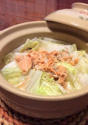 鮭水煮缶と白菜のミルフィーユ鍋-レシピのメイン写真