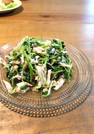 簡単に副菜☆豆苗とサラダチキンのサラダ-レシピのメイン写真