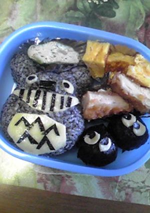 キャラ弁♪トトロ＆まっくろくろすけ-レシピのメイン写真