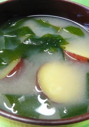＊さつまいもとワカメのみそ汁＊-レシピのメイン写真