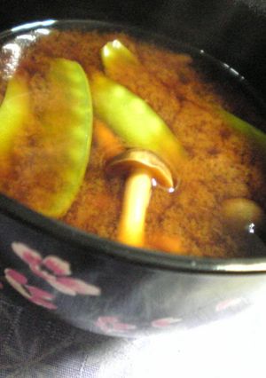 さやえんどうのお味噌汁-レシピのメイン写真