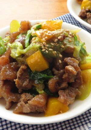 レタスとコリコリ牛すじ肉のオイスター炒め-レシピのメイン写真