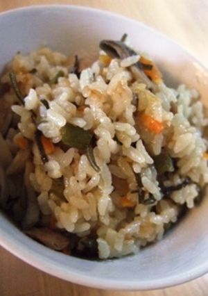 塩こんぶ★炊き込みご飯-レシピのメイン写真