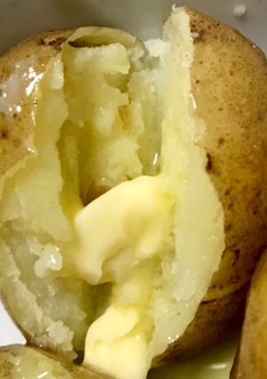 大学生の男飯、レンジ簡単じゃがバター-レシピのメイン写真