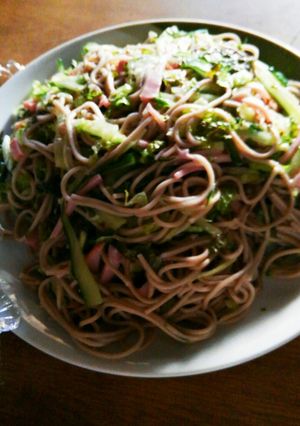 乾麺で♪ソバサラダ-レシピのメイン写真