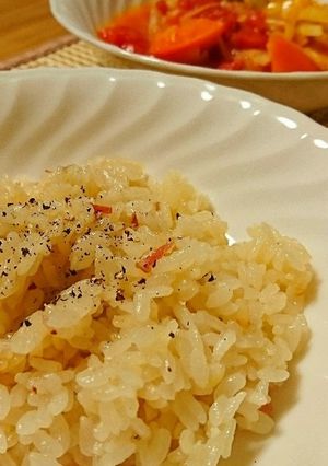 簡単♪炊飯器でガーリックライス♪-レシピのメイン写真