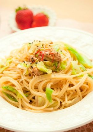 サバと春野菜のピリ辛パスタ⁂缶詰で簡単-レシピのメイン写真