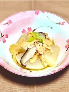 簡単レシピ♡大根と桜エビ、油揚げの煮物-レシピのメイン写真