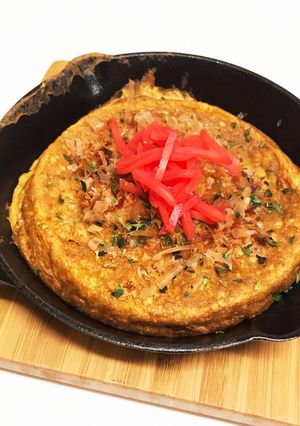 スキレットで簡単ふわふわ山芋鉄板焼き-レシピのメイン写真