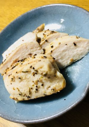 お手軽☆鶏胸肉のオイル漬けソテー-レシピのメイン写真