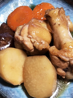 簡単♡旨い♡手羽元と根菜のこってり煮-レシピのメイン写真