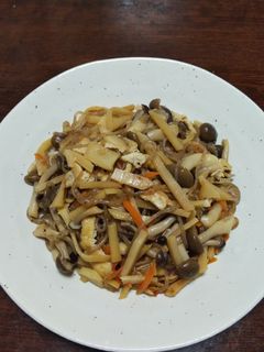 炒め煮(タケノコ、シメジ)-レシピのメイン写真