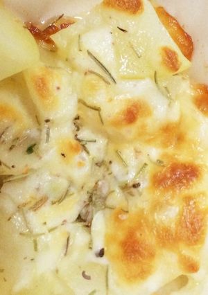 ローズマリーポテト☆レンジとトースターで-レシピのメイン写真