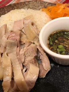 炊飯器で簡単☆鶏もも肉カオマンガイ-レシピのメイン写真