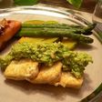 アボカドで食べる☆豆腐のガーリックソテー
