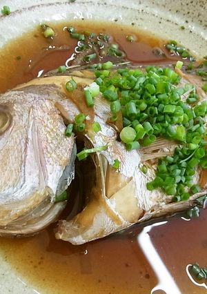 ねぎたっぷりまるごと真鯛の煮付け-レシピのメイン写真
