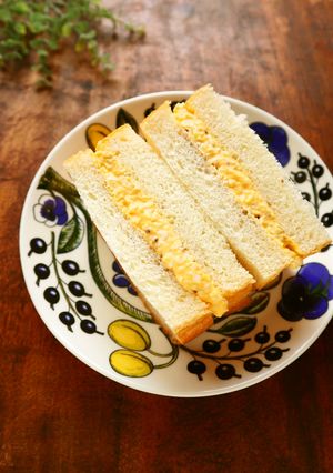粒マスタードがアクセント☆卵サンドイッチ-レシピのメイン写真