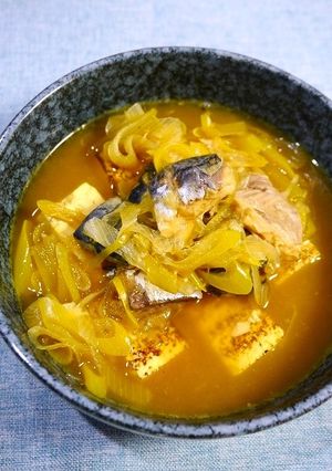 簡単！肉豆腐風☆サバ豆腐カレー風味-レシピのメイン写真