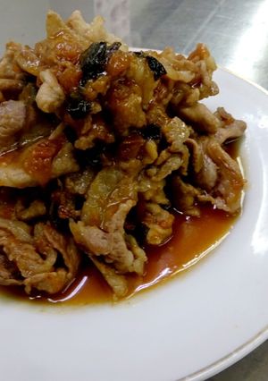 リッチなご飯のお供、 旨香豚の梅焼き-レシピのメイン写真