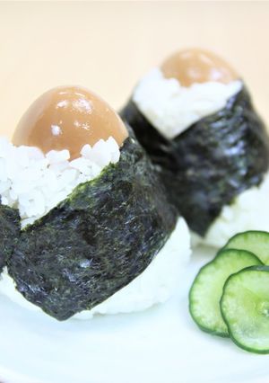 半熟たまごおにぎり-レシピのメイン写真