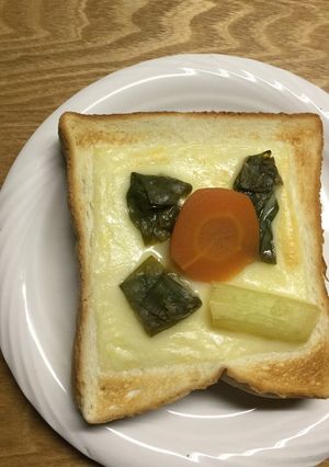 青ねぎの酢味噌和えをのせたチーズトースト-レシピのメイン写真