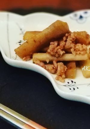 綺麗になれちゃう『新ごぼうのピリ辛炒め』-レシピのメイン写真