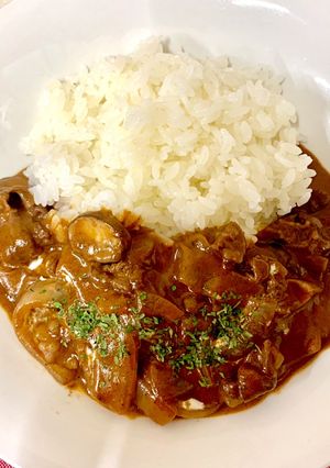 牛切り落としのストロガノフ風煮込み-レシピのメイン写真