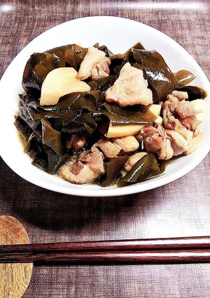 鶏肉と筍とわかめの炒め煮-レシピのメイン写真