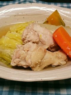骨付き肉と野菜の食べるスープ-レシピのメイン写真