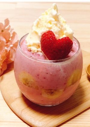 いちごとバナナのデザートスムージー｡:°-レシピのメイン写真