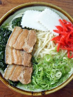 手作りラフテーの煮込み出汁で沖縄そば-レシピのメイン写真