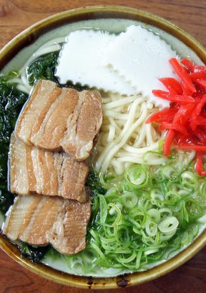 手作りラフテーの煮込み出汁で沖縄そば-レシピのメイン写真