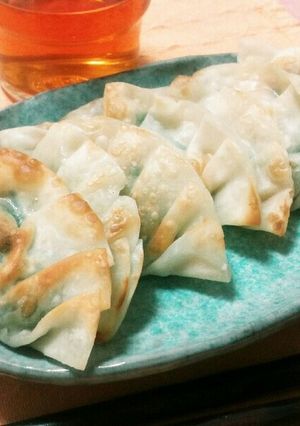 お手軽★金山時と紫蘇チーの揚焼つまみ餃子-レシピのメイン写真