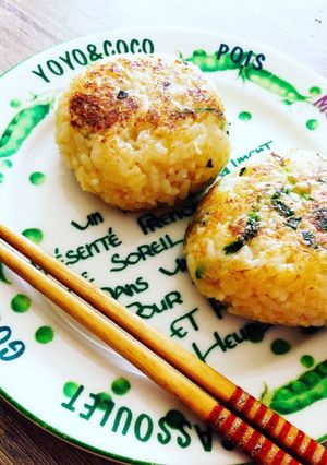レトルト味噌汁でできる焼きおにぎり-レシピのメイン写真
